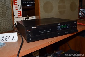 PHILIPS CD 371 (1)