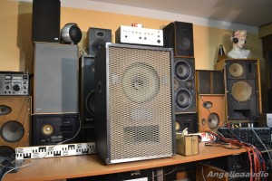 VA2 MV3 Box Amplifier