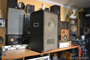 VA2 MV3 Box Amplifier (4)