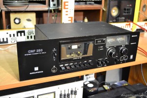 Grundig CNF 250 (18)
