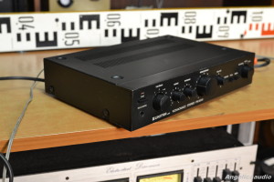 Unitra wzmacniacz stereo PW 8010 (2)