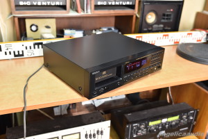 Sony CDP C910 (2)