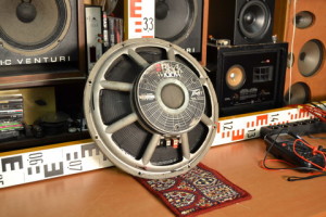 Peavey Black Widow 1502