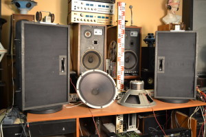 Tesla AKR 153 - Tesla ARO 932