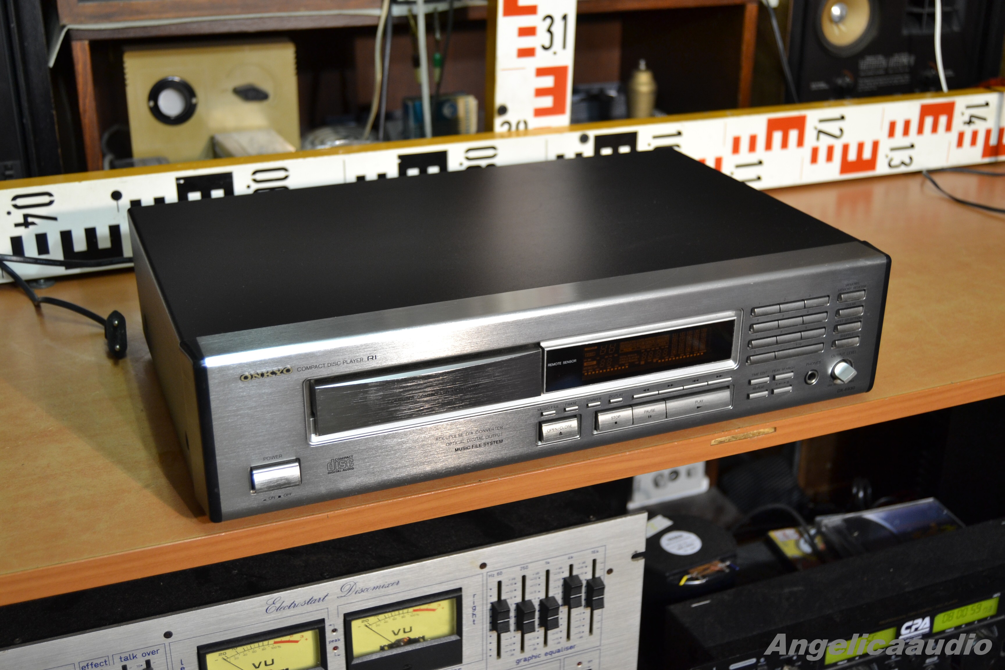 ONKYO R1 DX-6930 CD player – k servisu – na ND : Angelicaaudio 1990